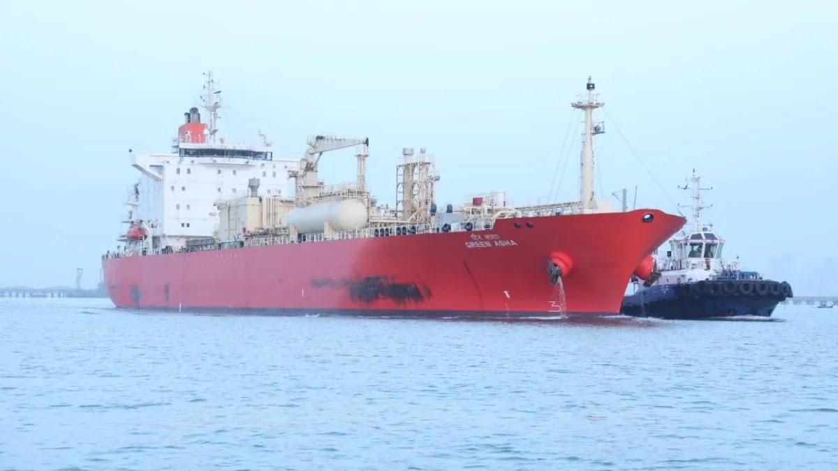 Indian tanker ‘Green Asha’ with 15,400 tonnes of LPG crosses Hormuz; 9th vessel so far